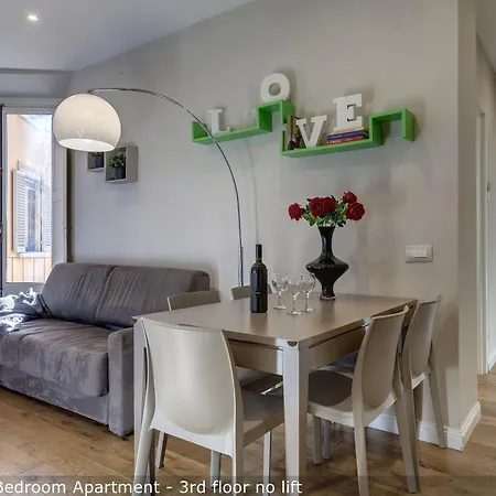 Apartment Freedom By Mamo *